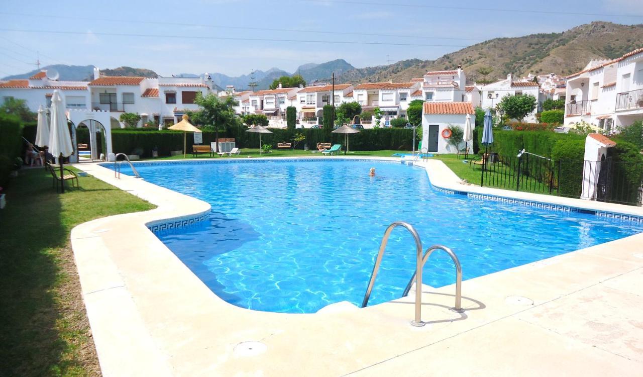 Peperent Casa Pino Villa Nerja Exterior foto